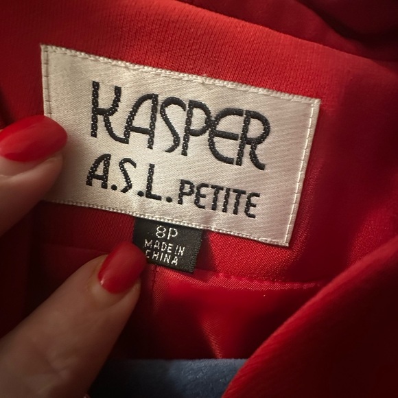 Elegant Red Women's Skirt Suit Professional Couture Sz 8 Petite - Picture 5 of 5